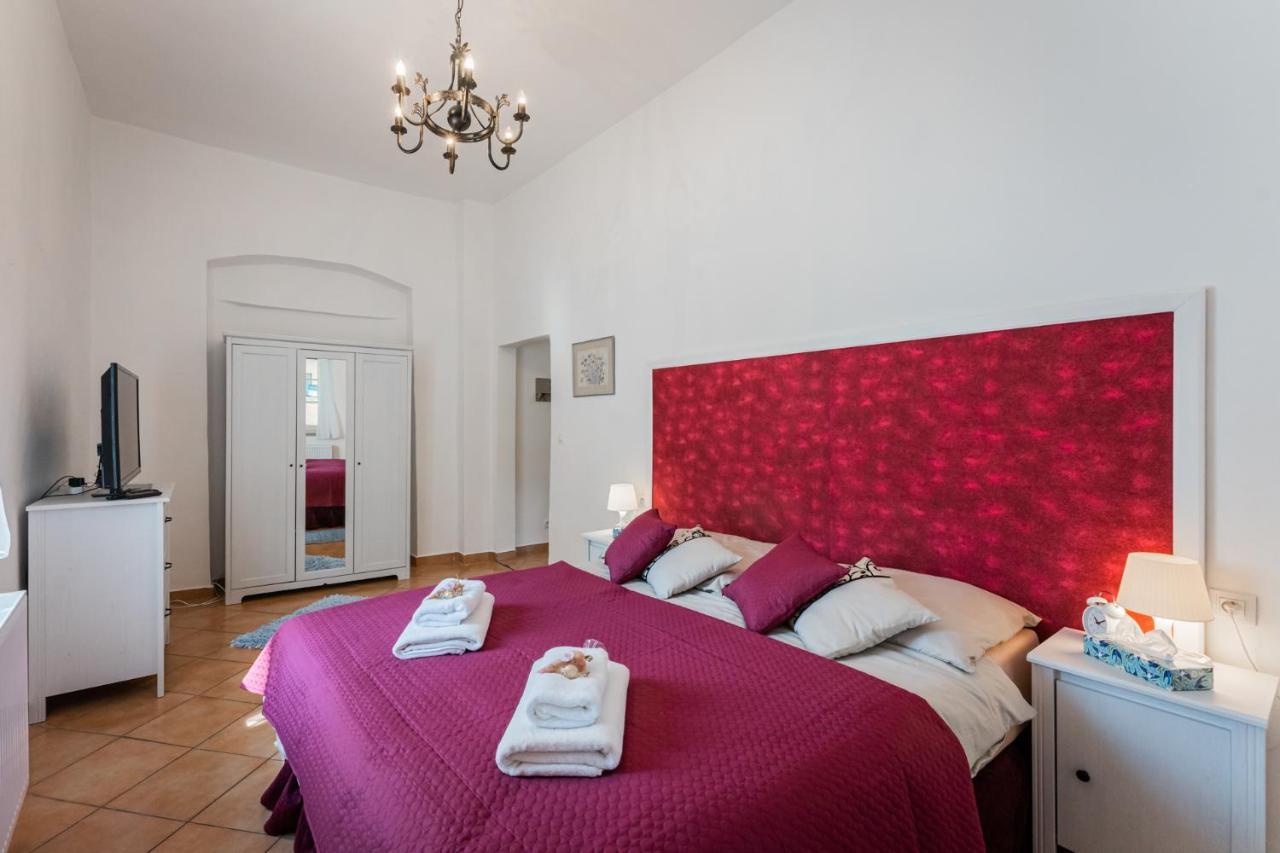 Penzion U Babky bylinkářky Kutná Hora Esterno foto